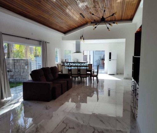 Imagem Casa com 5 Quartos à Venda, 456 m² em Horto Florestal - Ubatuba Imagem Casa com 5 Quartos à Venda, 456 m² em Horto Florestal - Ubatuba