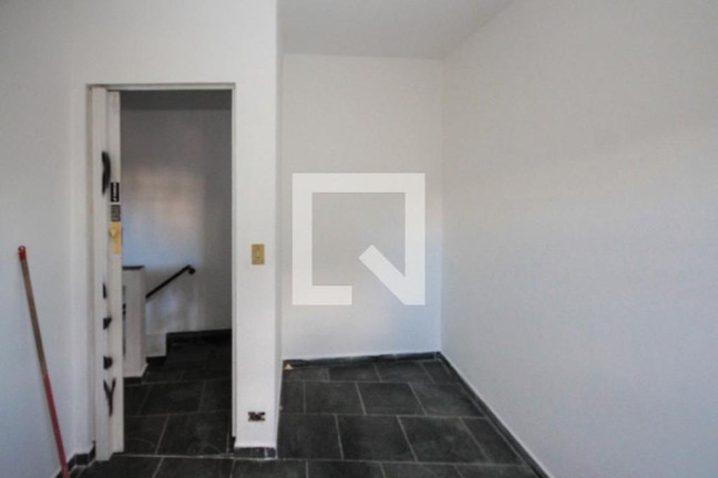Imagem Sobrado com 3 Quartos à Venda, 200 m² em Vila Tolstoi - São Paulo Imagem Sobrado com 3 Quartos à Venda, 200 m² em Vila Tolstoi - São Paulo