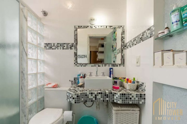Imagem Casa com 3 Quartos à Venda, 177 m² em Jardim Aeroporto - São Paulo Imagem Casa com 3 Quartos à Venda, 177 m² em Jardim Aeroporto - São Paulo