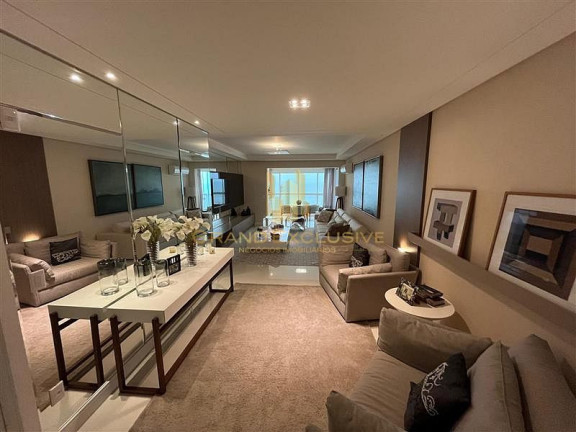 Imagem Apartamento com 3 Quartos à Venda, 179 m² em Barra Sul - Balneário Camboriú Imagem Apartamento com 3 Quartos à Venda, 179 m² em Barra Sul - Balneário Camboriú