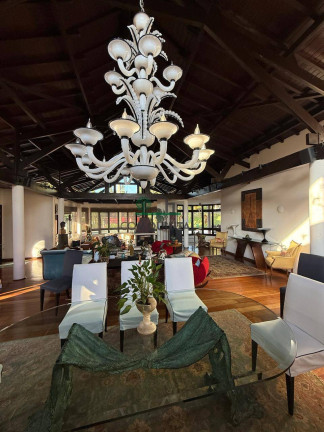 Imagem Casa com 5 Quartos à Venda, 962 m² em Vila De São Fernando - Cotia Imagem Casa com 5 Quartos à Venda, 962 m² em Vila De São Fernando - Cotia