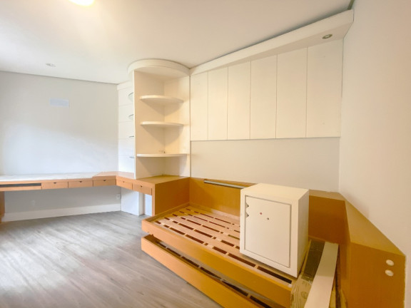 Imagem Casa com 3 Quartos à Venda, 320 m² em Coqueiros - Florianópolis Imagem Casa com 3 Quartos à Venda, 320 m² em Coqueiros - Florianópolis