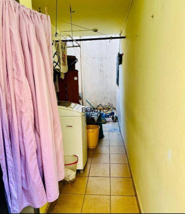 Imagem Sobrado com 4 Quartos à Venda, 280 m² em Vila Mangalot - São Paulo Imagem Sobrado com 4 Quartos à Venda, 280 m² em Vila Mangalot - São Paulo