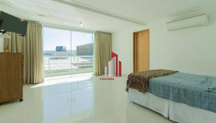 Casa com 3 Quartos à Venda, 208 m² em Vila Medeiros - São Paulo