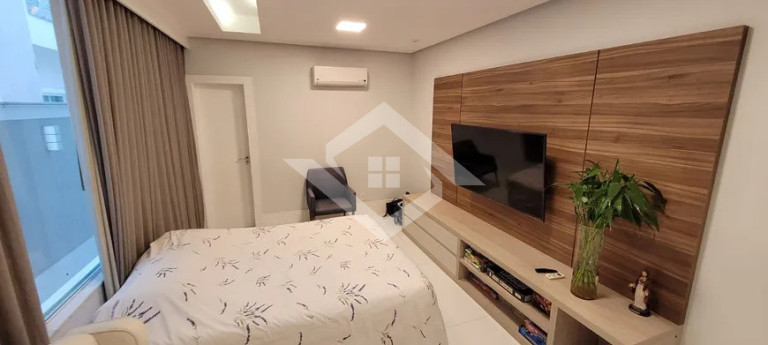 Imagem Casa com 5 Quartos à Venda, 380 m² em Barra Da Tijuca - Rio De Janeiro