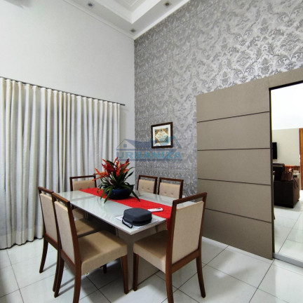 Imagem Casa com 3 Quartos à Venda, 191 m² em Parque Das árvores Ii - Birigui