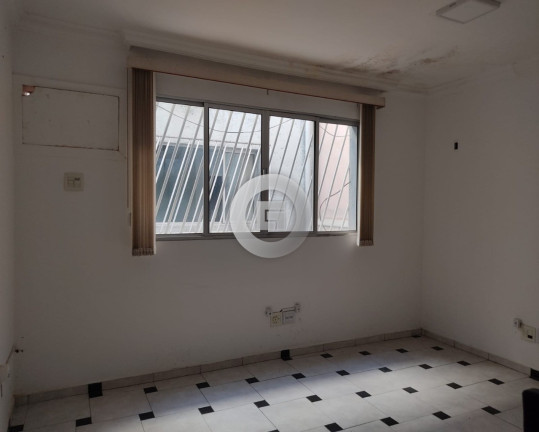 Imóvel Comercial à Venda, 25 m² em Centro - Montes Claros