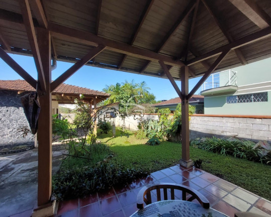 Imagem Casa com 3 Quartos à Venda, 60 m² em Glória - Joinville