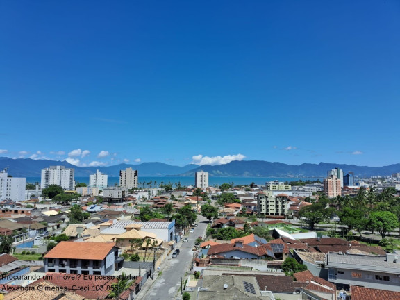 Imóvel com 3 Quartos para Alugar, 100 m² em Sumaré - Caraguatatuba