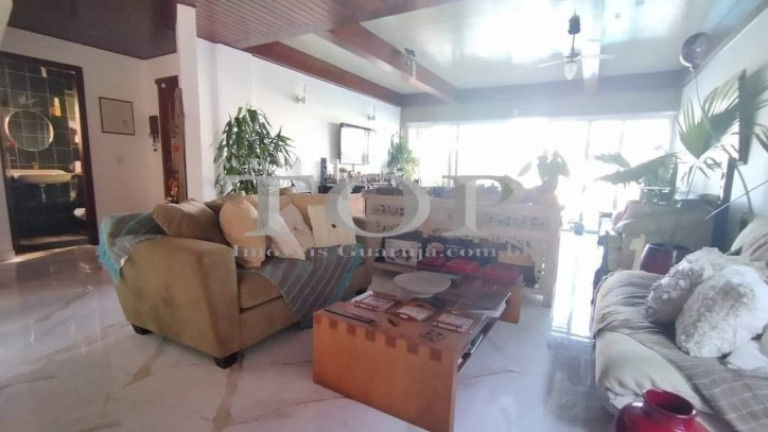 Imagem Casa com 3 Quartos à Venda, 287 m² em Enseada - Guarujá