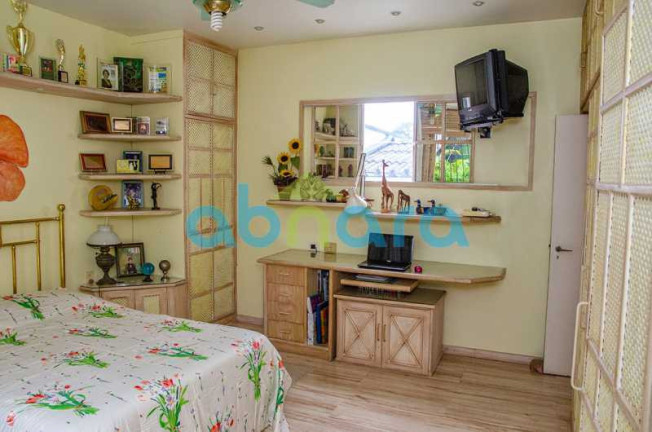 Imagem Casa com 5 Quartos à Venda, 550 m² em Jardim Botânico - Rio De Janeiro