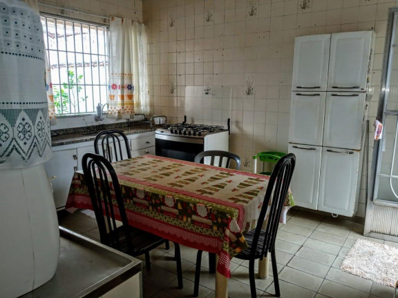 Imagem Casa com 5 Quartos à Venda, 214 m² em Jardim Aguapeu - Mongaguá