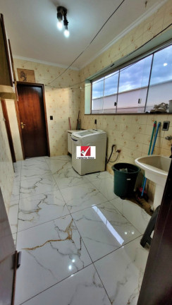 Imagem Apartamento com 4 Quartos à Venda, 131 m² em Presidente Médici - Ribeirão Preto Imagem Apartamento com 4 Quartos à Venda, 131 m² em Presidente Médici - Ribeirão Preto