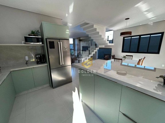 Casa com 2 Quartos à Venda, 128 m² em Bosque Da Mata - Tijucas