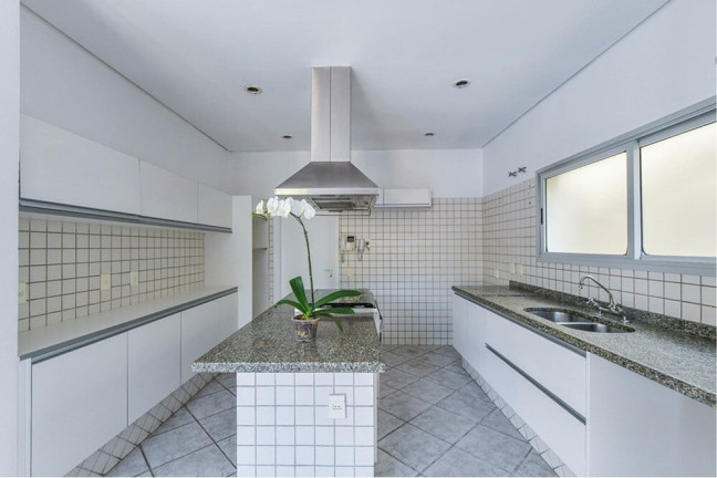 Imagem Casa com 4 Quartos à Venda, em Vila Inah - São Paulo Imagem Casa com 4 Quartos à Venda, em Vila Inah - São Paulo