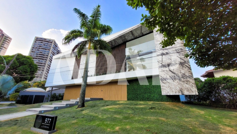 Imagem Casa com 5 Quartos à Venda, 1.485 m² em Barra Da Tijuca - Rio De Janeiro Imagem Casa com 5 Quartos à Venda, 1.485 m² em Barra Da Tijuca - Rio De Janeiro