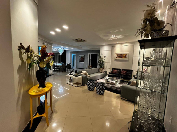 Imagem Casa com 4 Quartos à Venda, 1.200 m² em Aleixo - Manaus Imagem Casa com 4 Quartos à Venda, 1.200 m² em Aleixo - Manaus