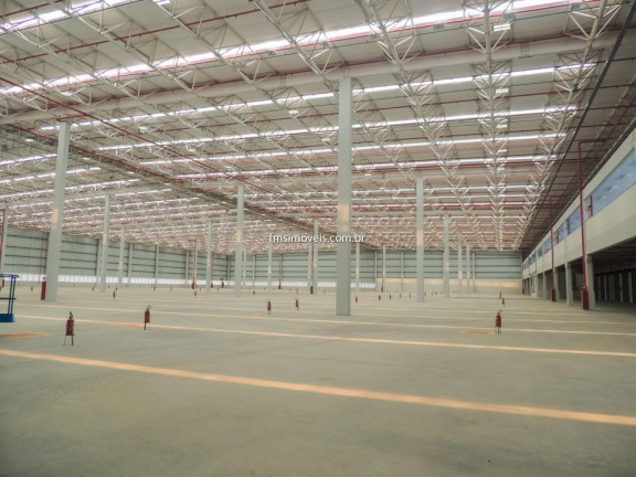 Imagem Imóvel Comercial para Alugar, 2.000 m² em Pavuna - Rio De Janeiro Imagem Imóvel Comercial para Alugar, 2.000 m² em Pavuna - Rio De Janeiro