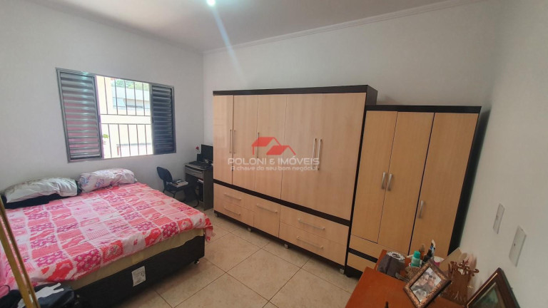 Imagem Chácara com 2 Quartos à Venda, 600 m² em Centro - Piracaia Imagem Chácara com 2 Quartos à Venda, 600 m² em Centro - Piracaia