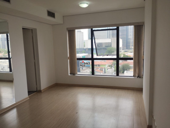 Sala Comercial à Venda, 31 m² em Chácara Santo Antônio (zona Sul) - São Paulo
