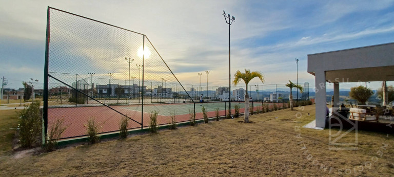Imagem Terreno em Condomínio à Venda, 330 m² em Urbanova - São José Dos Campos