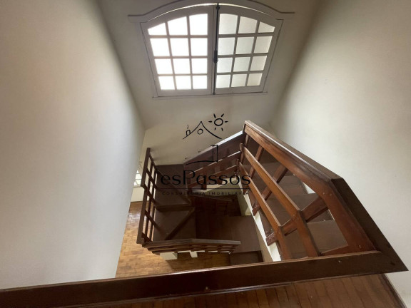 Imagem Casa com 3 Quartos à Venda, 390 m² em Centro - Florestal
