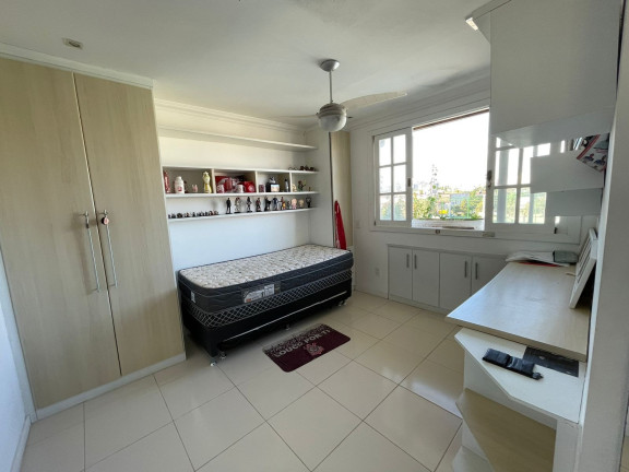 Imagem Casa com 5 Quartos à Venda, 331 m² em Buraquinho - Lauro De Freitas Imagem Casa com 5 Quartos à Venda, 331 m² em Buraquinho - Lauro De Freitas
