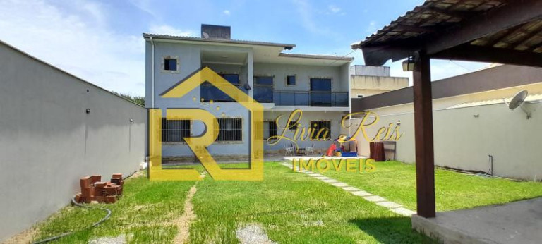 Casa com 4 Quartos à Venda,  em Maria Turri - Rio Das Ostras