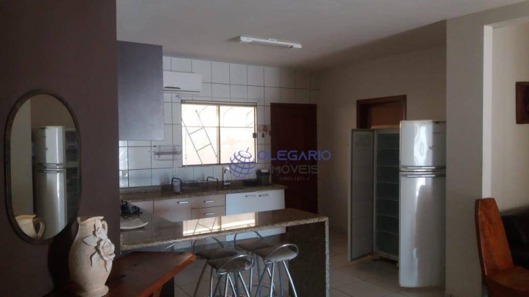 Imagem Casa com 4 Quartos à Venda, 120 m² em Praia De Armação Do Itapocorói - Penha Imagem Casa com 4 Quartos à Venda, 120 m² em Praia De Armação Do Itapocorói - Penha