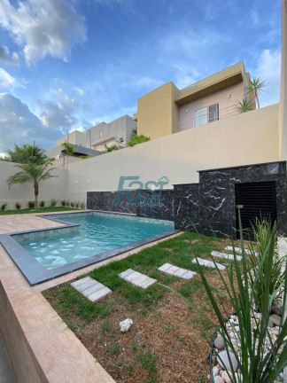 Imagem Sobrado com 3 Quartos à Venda, 290 m² em Condomínio Belvedere - Cuiabá