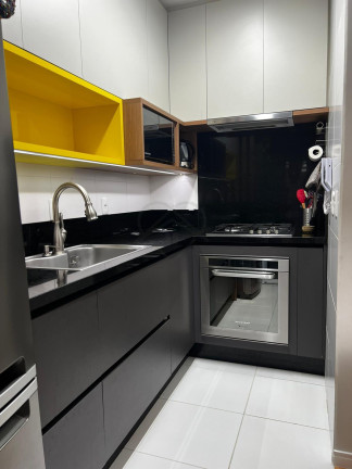 Imagem Apartamento com 2 Quartos à Venda, 72 m²