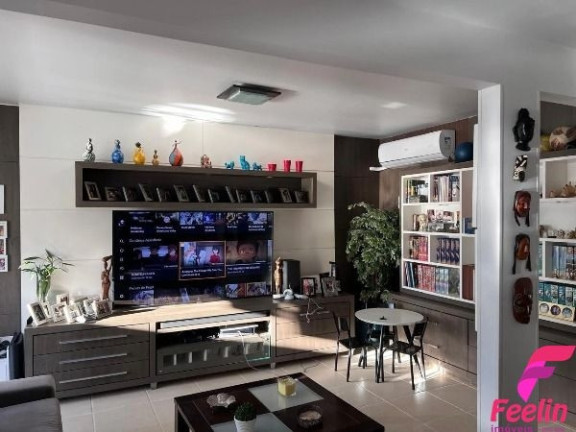 Imagem Casa com 5 Quartos à Venda, 585 m² em João Paulo - Florianópolis Imagem Casa com 5 Quartos à Venda, 585 m² em João Paulo - Florianópolis