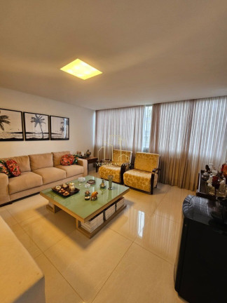Imagem Imóvel com 3 Quartos à Venda, 185 m² em Pituba - Salvador Imagem Imóvel com 3 Quartos à Venda, 185 m² em Pituba - Salvador