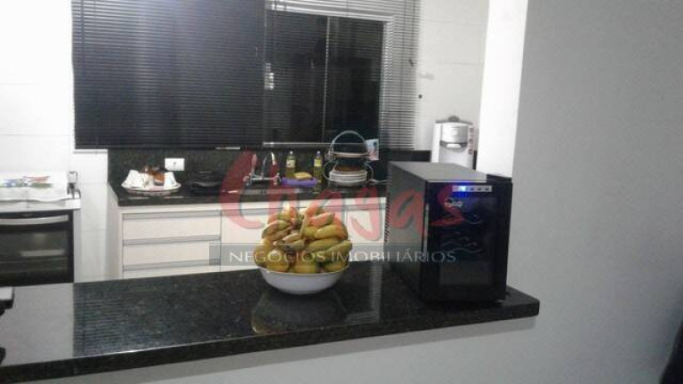 Imagem Sobrado com 5 Quartos à Venda, 200 m² em Martim De Sá - Caraguatatuba