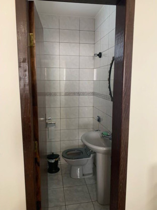 Imagem Casa com 4 Quartos à Venda,  em Uberaba - Curitiba