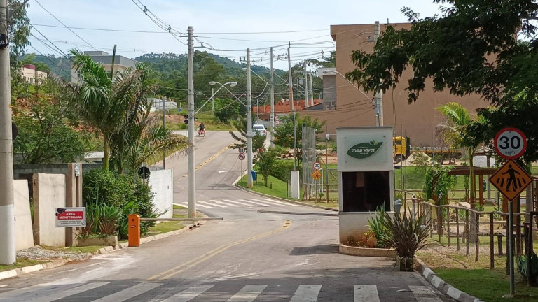 Terreno em Condomínio à Venda, 177 m² em Centro - Cajamar