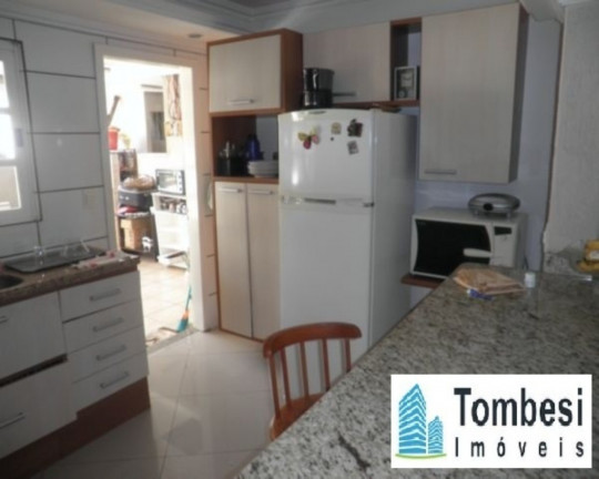 Imagem Casa com 3 Quartos à Venda, 180 m² em Jardim Itu Sabará - Porto Alegre Imagem Casa com 3 Quartos à Venda, 180 m² em Jardim Itu Sabará - Porto Alegre