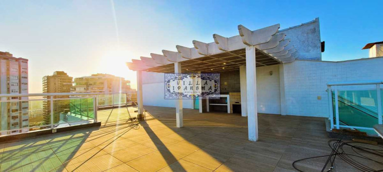 Imagem Cobertura com 4 Quartos à Venda, 370 m² em Barra Da Tijuca - Rio De Janeiro