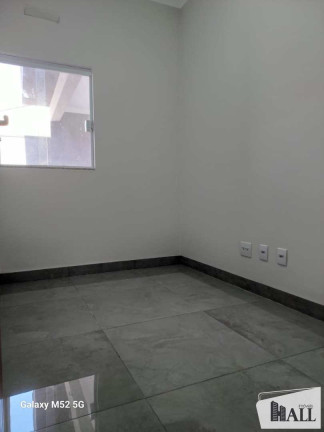 Imagem Casa com 3 Quartos à Venda, 98 m² em Centro - Bady Bassitt Imagem Casa com 3 Quartos à Venda, 98 m² em Centro - Bady Bassitt