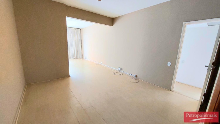 Imagem Apartamento com 3 Quartos à Venda, 2 m² em Centro - Petrópolis Imagem Apartamento com 3 Quartos à Venda, 2 m² em Centro - Petrópolis