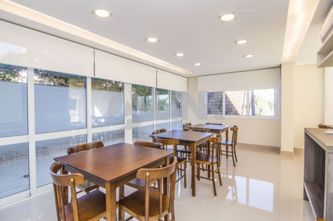 Imagem Apartamento com 2 Quartos à Venda, 67 m² em Moinhos De Vento - Porto Alegre