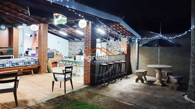 Imagem Imóvel com 4 Quartos à Venda, 317 m² em Chácara Ipê - Mogi Mirim Imagem Imóvel com 4 Quartos à Venda, 317 m² em Chácara Ipê - Mogi Mirim