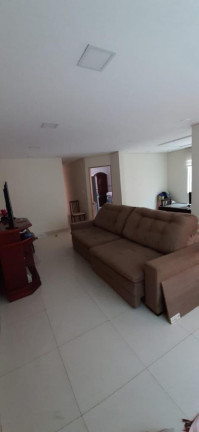 Imagem Casa com 6 Quartos à Venda, 240 m² em Vila Carrão - São Paulo