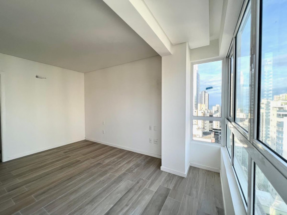 Imagem Apartamento com 3 Quartos à Venda, 137 m² em Centro - Balneário Camboriú