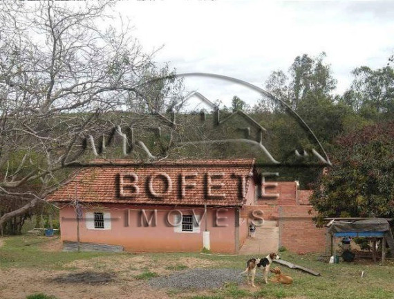 Imagem Imóvel com 3 Quartos à Venda, 5.000 m² em Mococa - Bofete