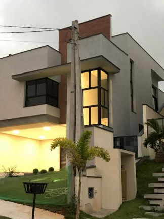 Imagem Sobrado com 4 Quartos à Venda, 200 m² em Centro - Mogi Das Cruzes Imagem Sobrado com 4 Quartos à Venda, 200 m² em Centro - Mogi Das Cruzes