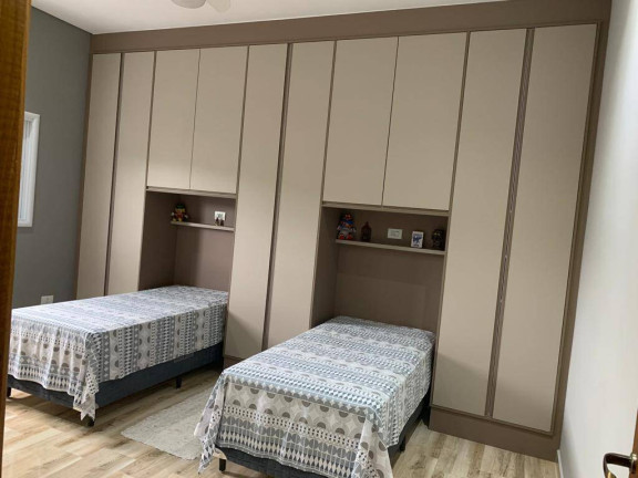 Imagem Casa com 4 Quartos à Venda, 760 m² em Taubaté Imagem Casa com 4 Quartos à Venda, 760 m² em Taubaté