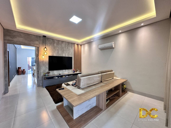 Imagem Casa com 3 Quartos à Venda, 202 m² em Cristo Rei - Várzea Grande