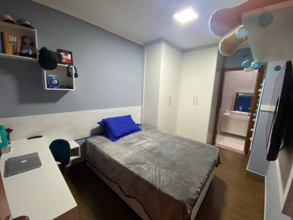 Imagem Casa com 4 Quartos à Venda, 330 m² em Vila Aparecida - Jundiaí Imagem Casa com 4 Quartos à Venda, 330 m² em Vila Aparecida - Jundiaí
