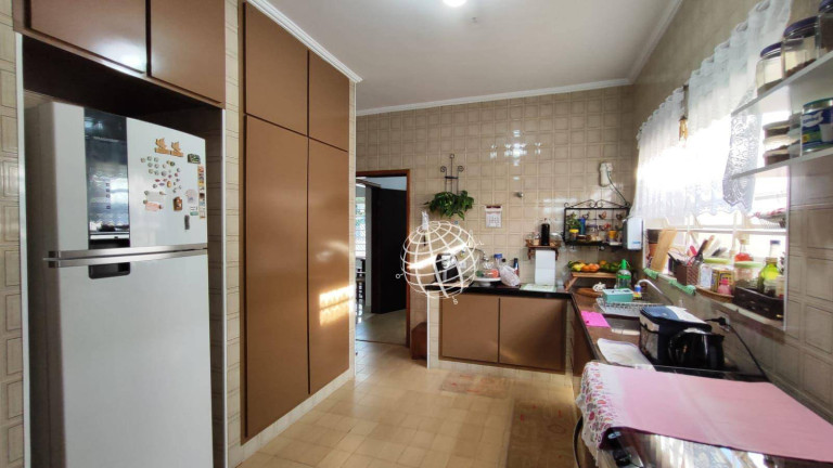 Imagem Casa com 3 Quartos à Venda ou Locação, 266 m² em Centro - Atibaia